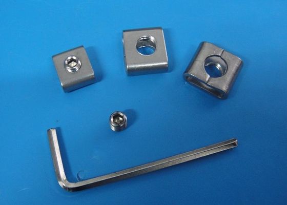 China Custom Size Metal Banding Material , SS 304 Stainless Steel Screw Buckles supplier