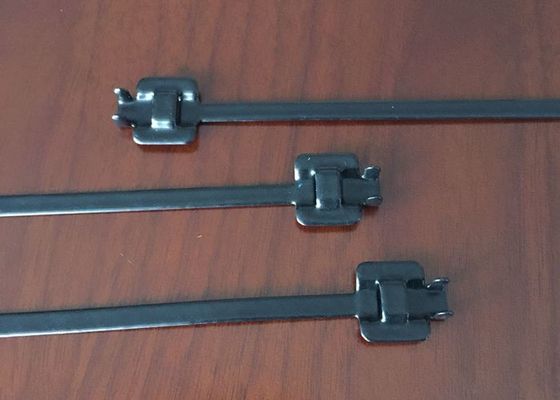 China Quick Release Tie Wraps , High Temperature Zip Ties Halogen Free Polyester Coating supplier